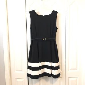Calvin Klein Blk/Wht Dress with belt sz 14